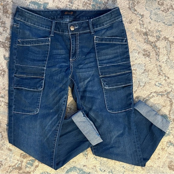 Seven7 Cropped Jeans Women’s Size 12 Embellished Medium Wash Cuffed Denim - Picture 1 of 2